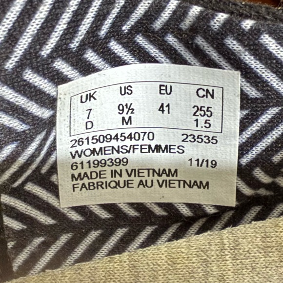 Clark’s Cloudstepper Slip-On Shoes size 9.5 - Picture 4 of 5